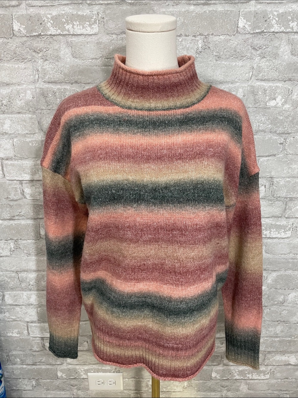 Evereve Rudy Spacedye Pullover Sweater